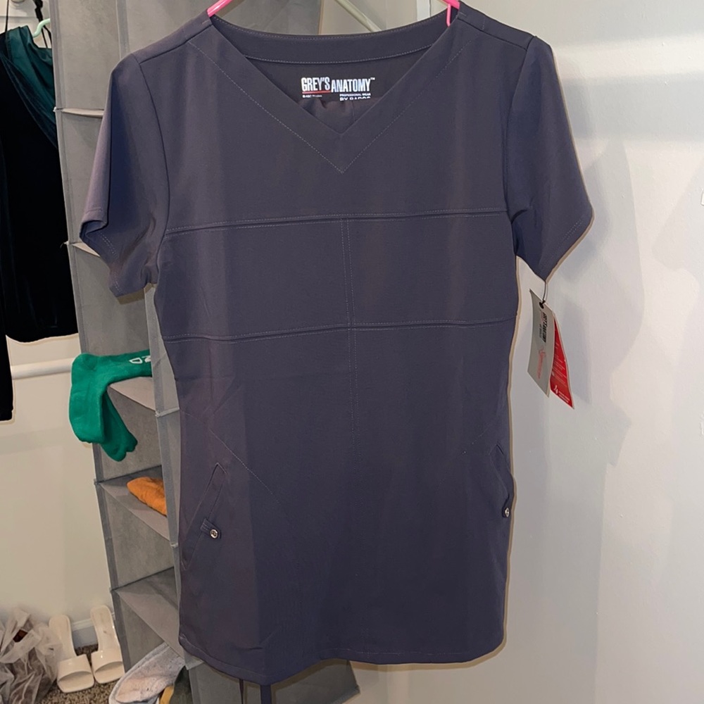 Women’s scrubs, Grey’s Anatomy BARCO professionals 4-way stretch, never worn